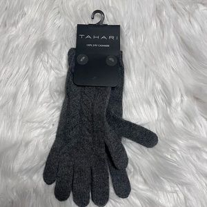 NWT Tahari grey cashmere gloves!